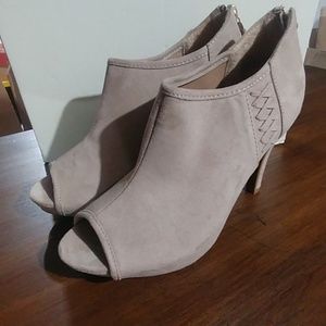 Madden Girl Heals/ Boots